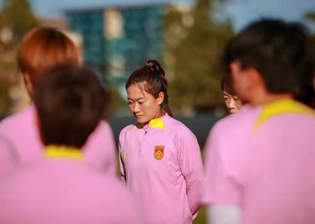 女人做爰高潮叫床声